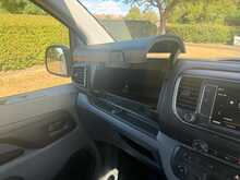 Vauxhall Vivaro Turbo D 2700 Sportive 