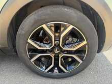 Citroen e-C4 Shine Plus 