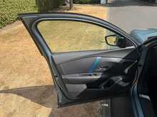 Citroen e-C4 Shine Plus 