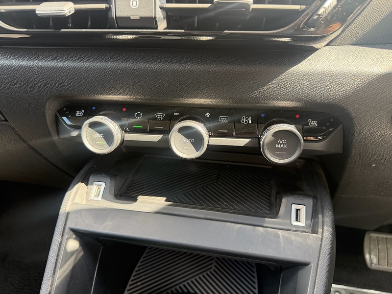 Citroen Shine Plus Hatchback 0.0 Automatic Electric