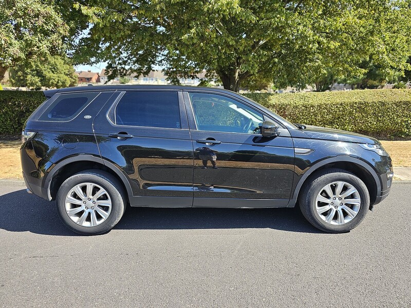 Land Rover 2.2 SD4 SE Tech SUV 5dr Diesel Manual 4WD Euro 5 (s/s) (190 ps)