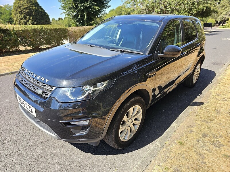 Land Rover 2.2 SD4 SE Tech SUV 5dr Diesel Manual 4WD Euro 5 (s/s) (190 ps)