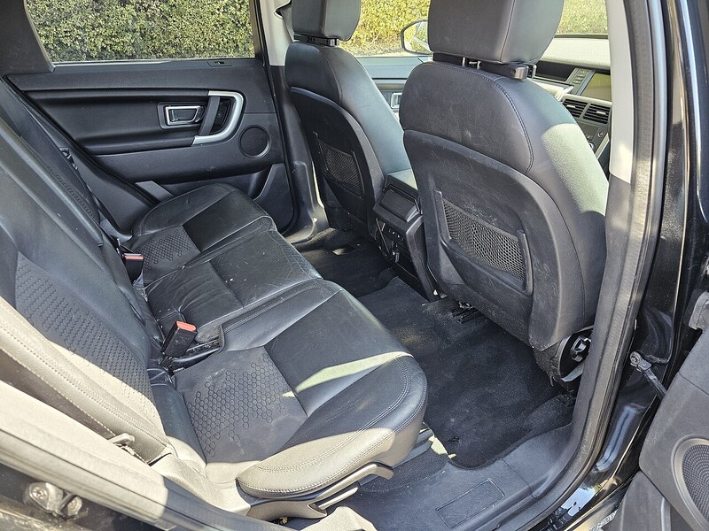Land Rover 2.2 SD4 SE Tech SUV 5dr Diesel Manual 4WD Euro 5 (s/s) (190 ps)