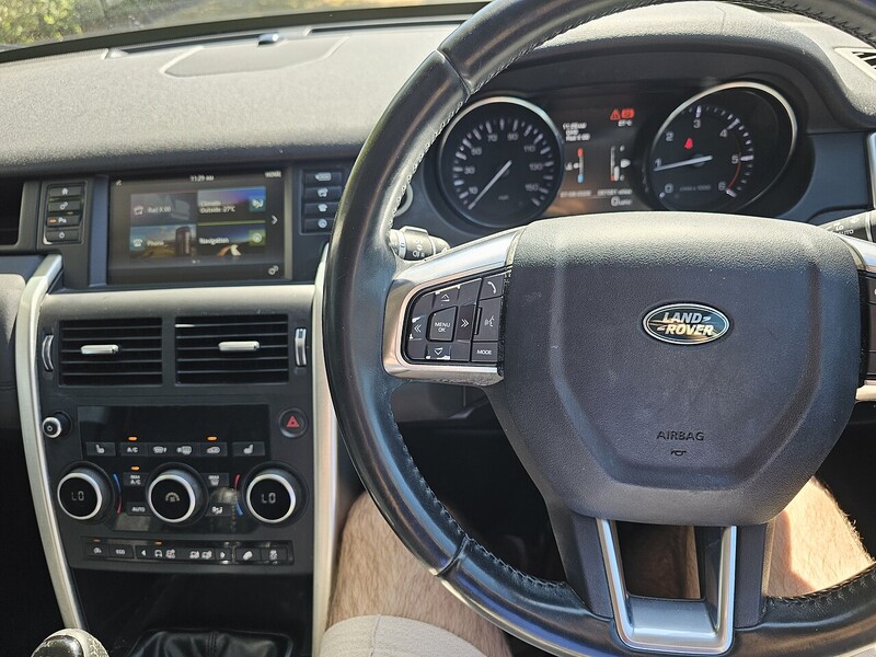 Land Rover 2.2 SD4 SE Tech SUV 5dr Diesel Manual 4WD Euro 5 (s/s) (190 ps)