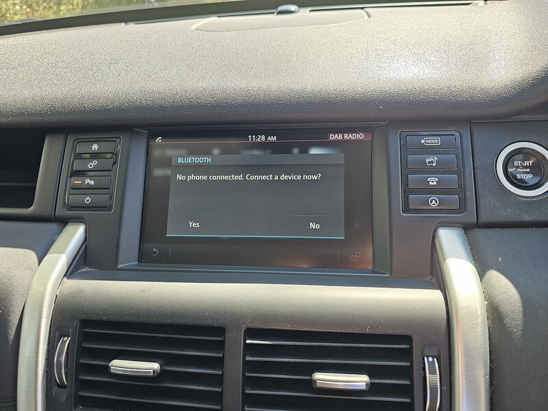 Land Rover 2.2 SD4 SE Tech SUV 5dr Diesel Manual 4WD Euro 5 (s/s) (190 ps)