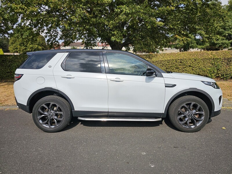 Land Rover TD4 Landmark SUV 2.0 Automatic Diesel