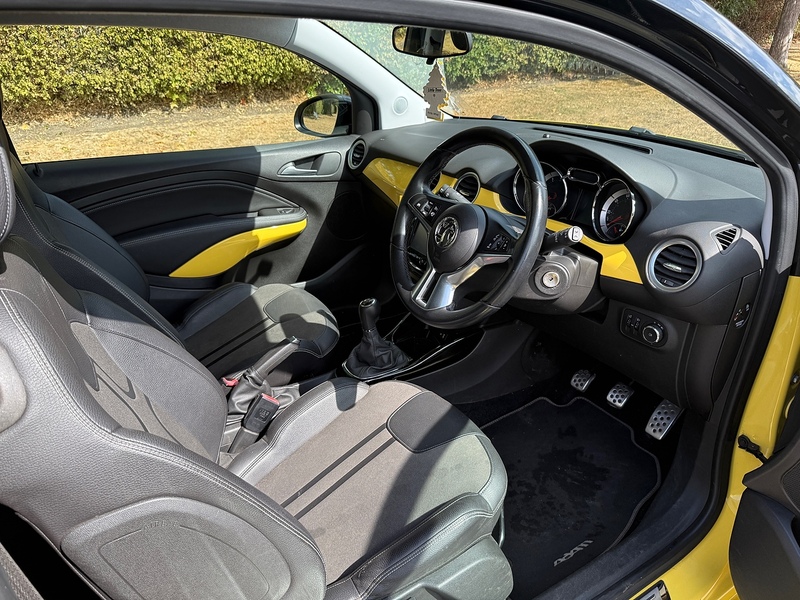 Vauxhall SLAM Hatchback 1.4 Manual Petrol