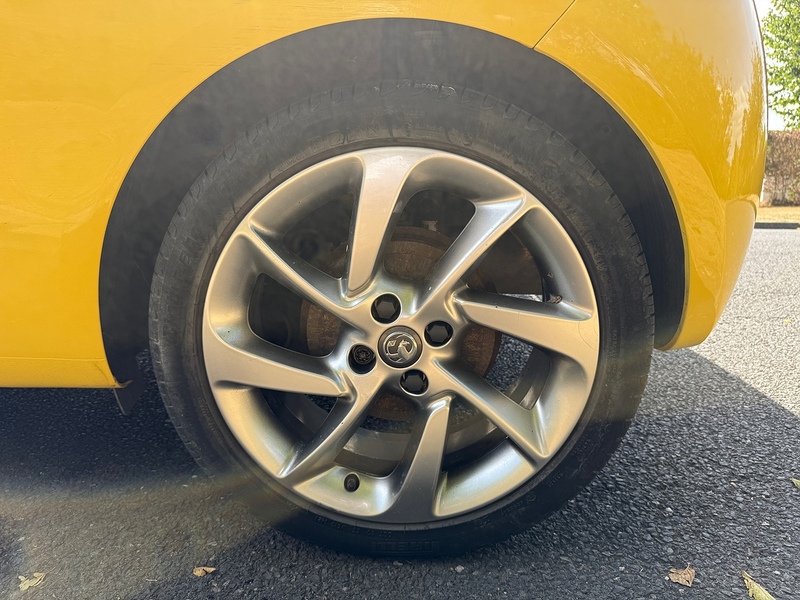 Vauxhall SLAM Hatchback 1.4 Manual Petrol