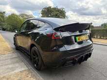 Tesla Model Y Long Range 