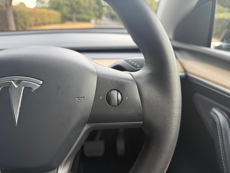 Tesla Long Range SUV 0.0 Automatic Electric