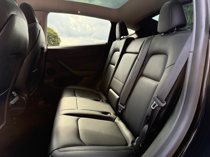Tesla Long Range SUV 0.0 Automatic Electric