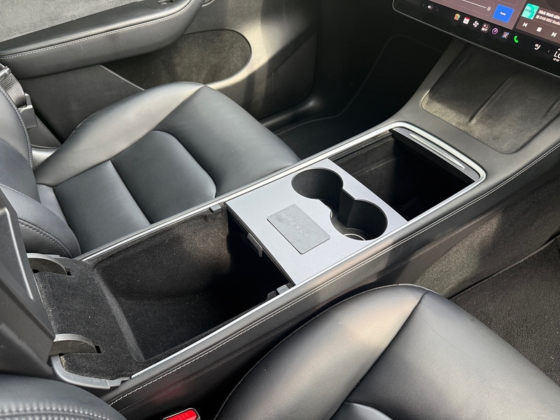Tesla Long Range SUV 0.0 Automatic Electric