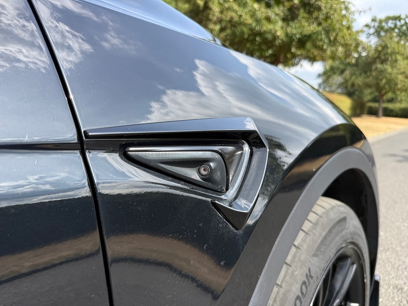 Tesla Long Range SUV 0.0 Automatic Electric