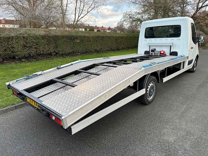 Vauxhall CDTi 3500 BiTurbo Chassis Cab 2.3 Manual Diesel