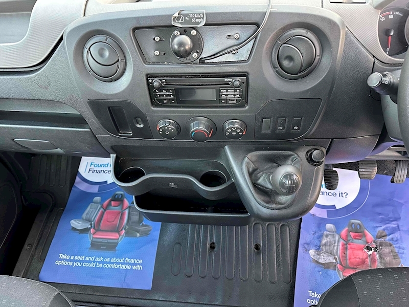 Vauxhall CDTi 3500 BiTurbo Chassis Cab 2.3 Manual Diesel