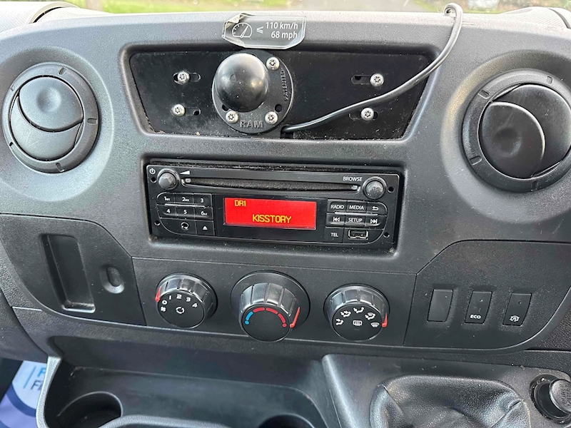 Vauxhall CDTi 3500 BiTurbo Chassis Cab 2.3 Manual Diesel