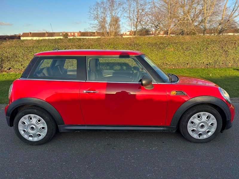 MINI One Hatchback 1.6 Manual Petrol