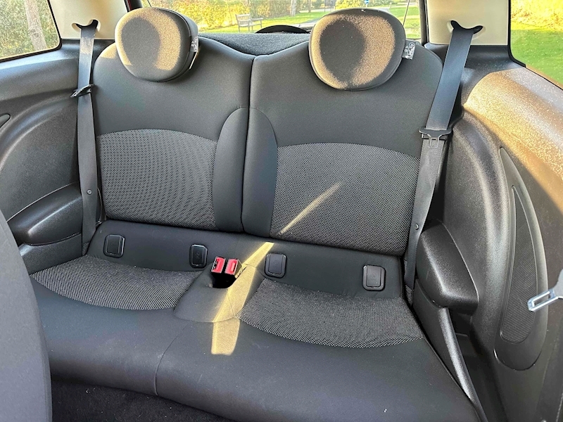 MINI One Hatchback 1.6 Manual Petrol