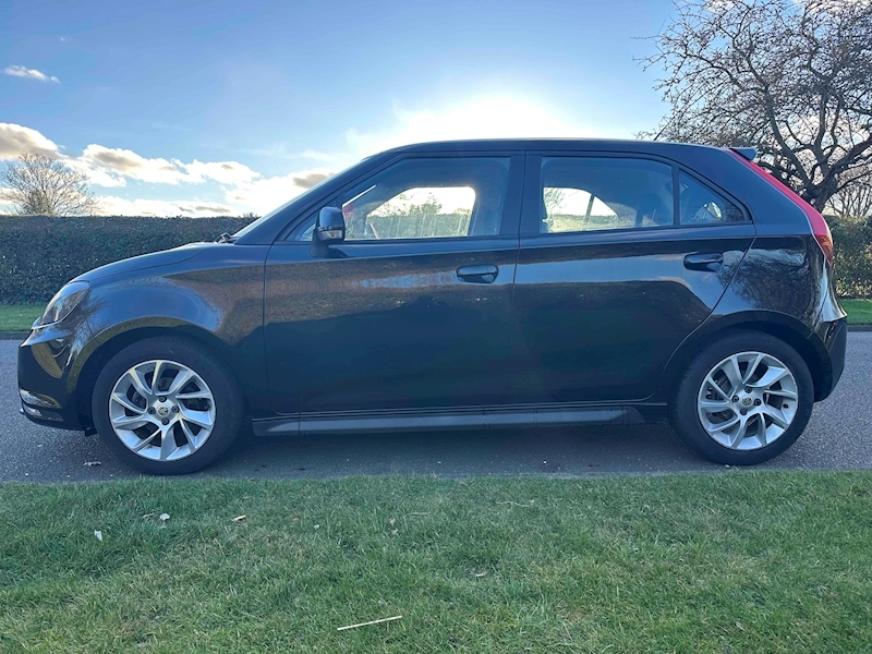 MG VTi-TECH 3Form Sport Hatchback 1.5 Manual Petrol