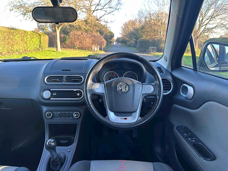 MG VTi-TECH 3Form Sport Hatchback 1.5 Manual Petrol