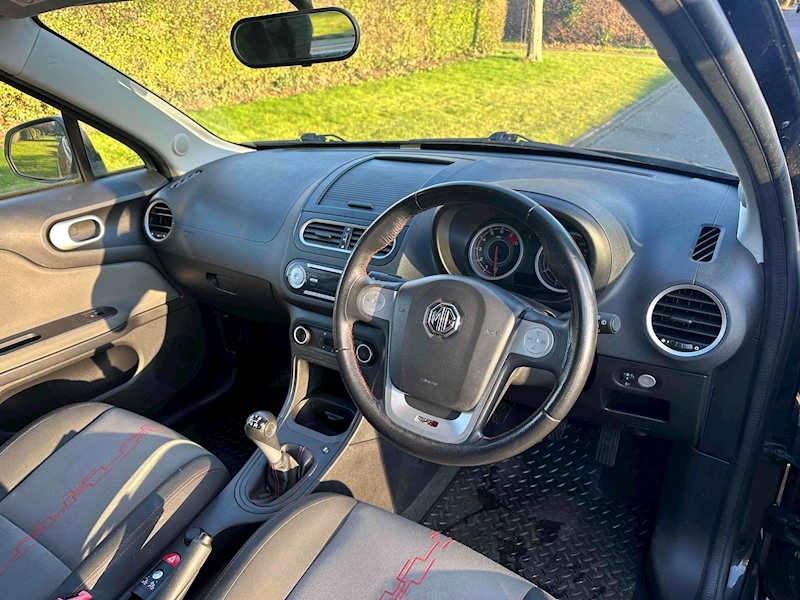 MG VTi-TECH 3Form Sport Hatchback 1.5 Manual Petrol