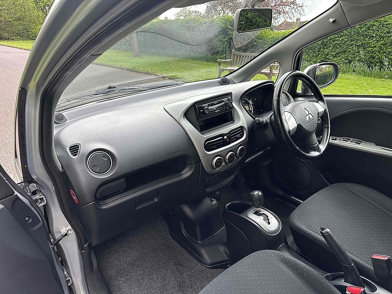 Mitsubishi Hatchback 0.0 Automatic Electric