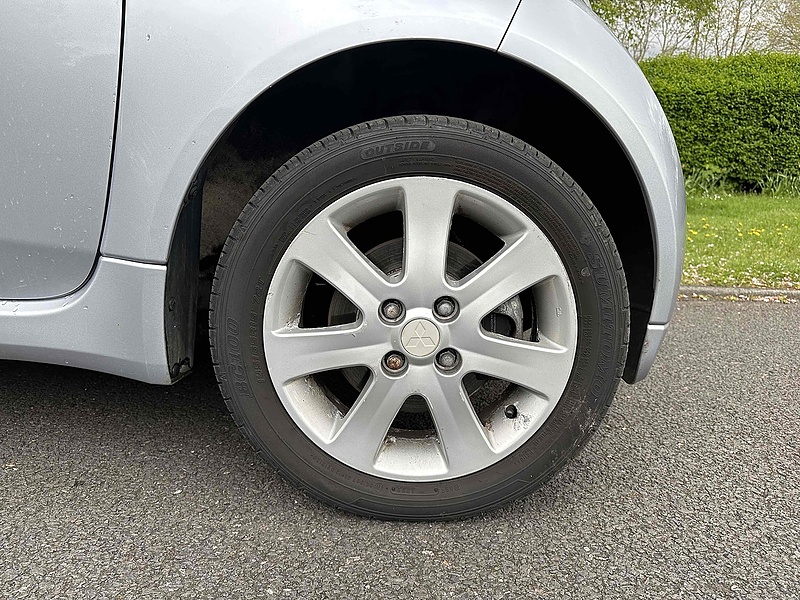 Mitsubishi Hatchback 0.0 Automatic Electric