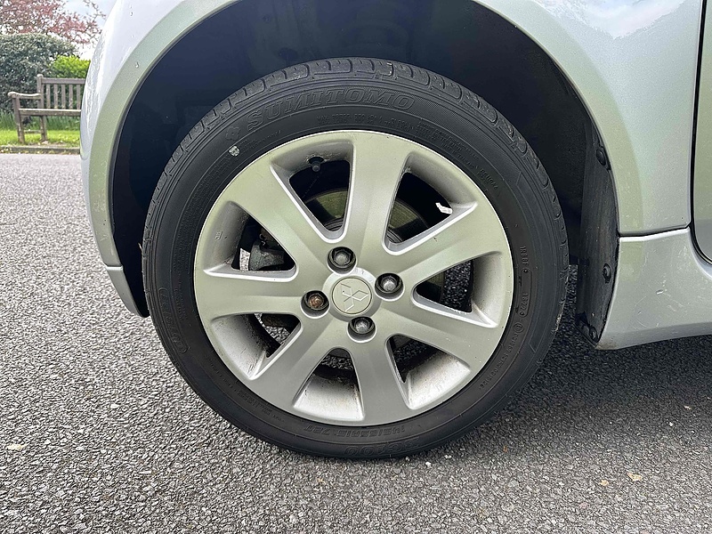 Mitsubishi Hatchback 0.0 Automatic Electric