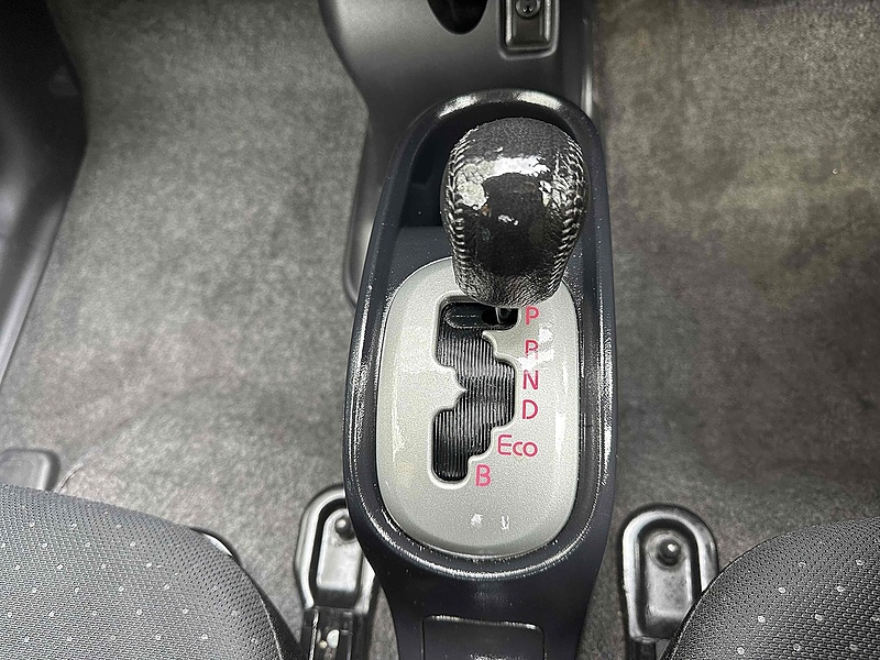 Mitsubishi Hatchback 0.0 Automatic Electric