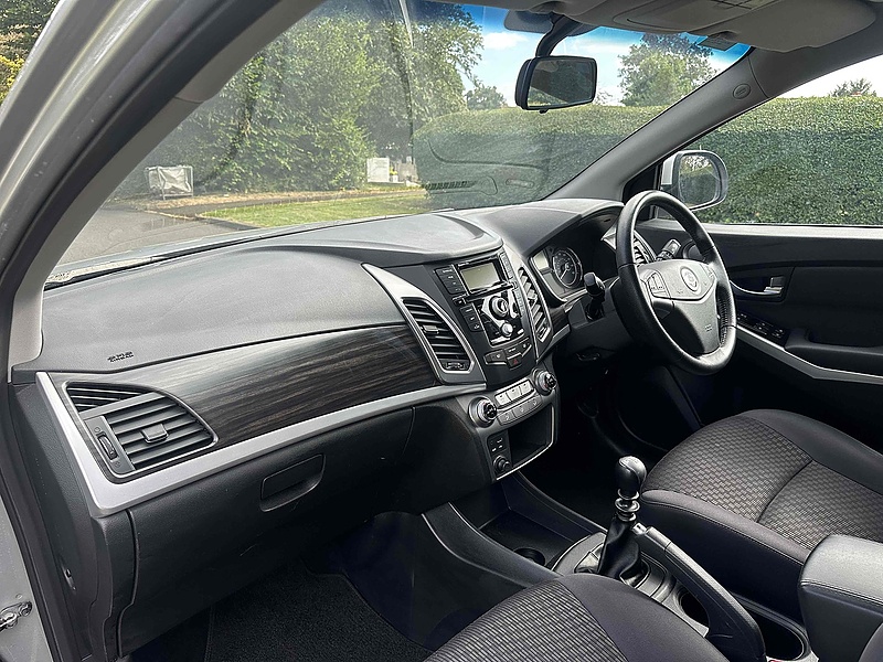 SsangYong D CSE Panel Van 2.2 Manual Diesel