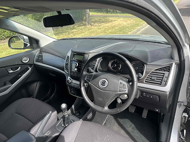 SsangYong D CSE Panel Van 2.2 Manual Diesel