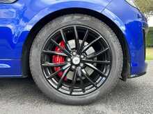 Land Rover Range Rover Sport P575 V8 SVR 