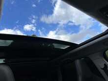 Land Rover Range Rover Sport P575 V8 SVR 