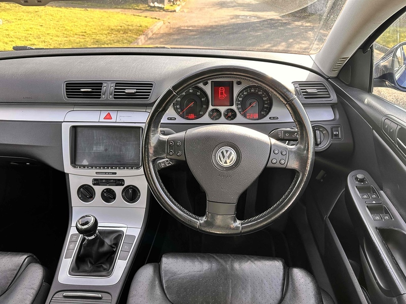 Volkswagen TSI Highline Saloon 1.8 Manual Petrol