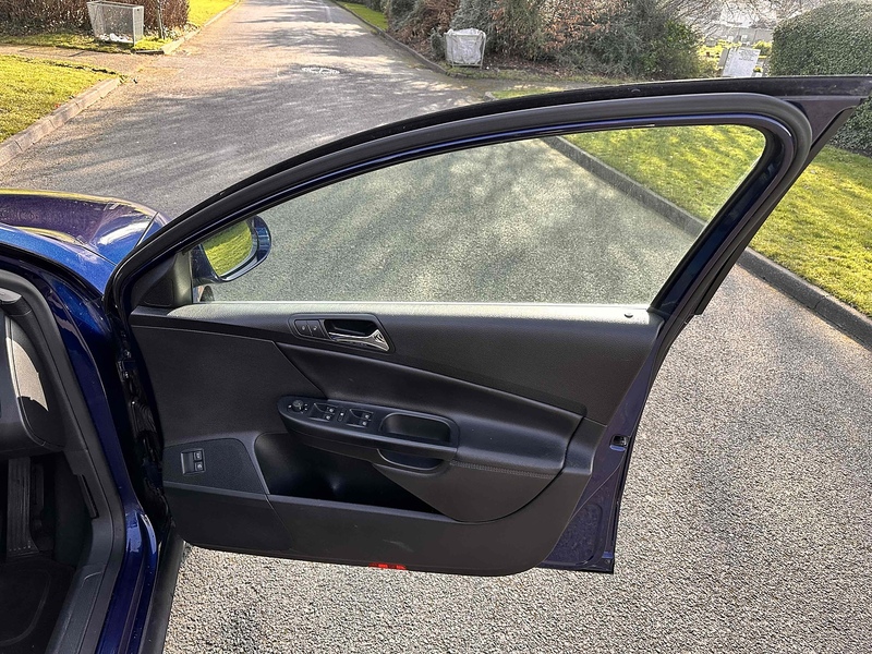 Volkswagen TSI Highline Saloon 1.8 Manual Petrol