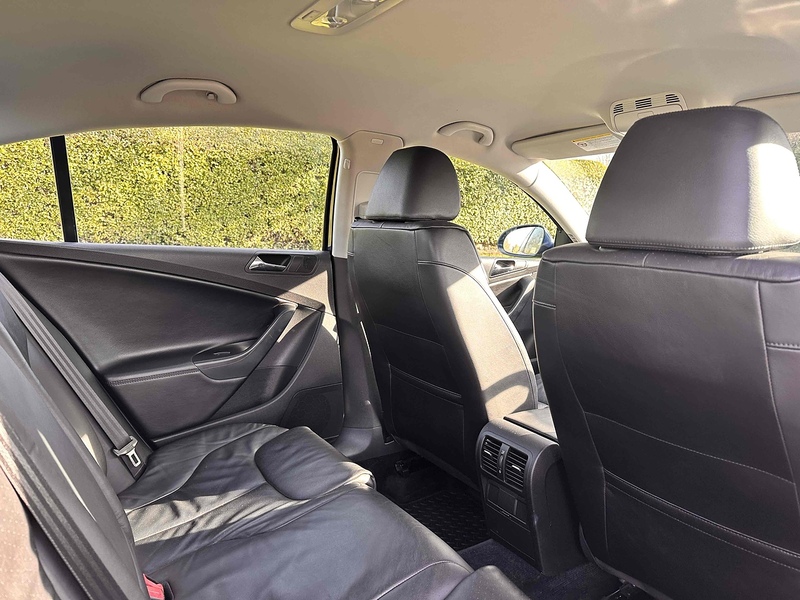 Volkswagen TSI Highline Saloon 1.8 Manual Petrol