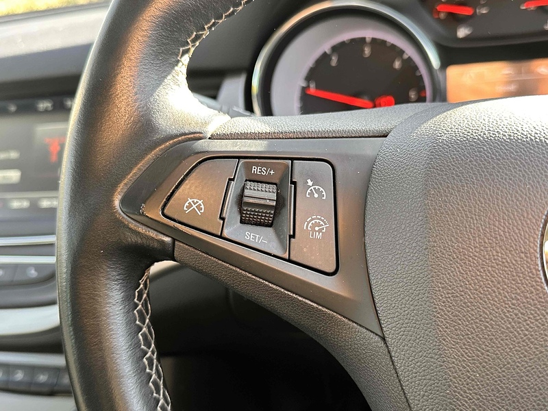 Vauxhall Turbo D Business Edition Nav Hatchback 1.5 Manual Diesel