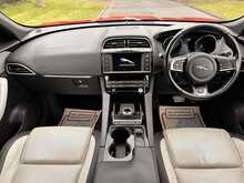 Jaguar F-PACE D180 R-Sport 