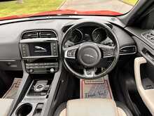 Jaguar F-PACE D180 R-Sport 
