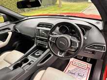 Jaguar F-PACE D180 R-Sport 