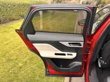 Jaguar F-PACE D180 R-Sport 