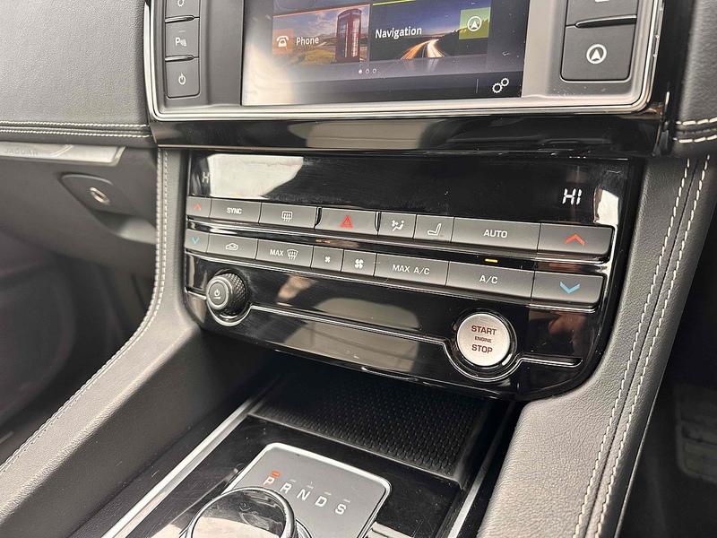 Jaguar D180 R-Sport SUV 2.0 Automatic Diesel