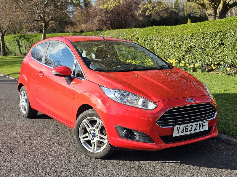 Ford T EcoBoost Zetec Hatchback 1.0 Manual Petrol