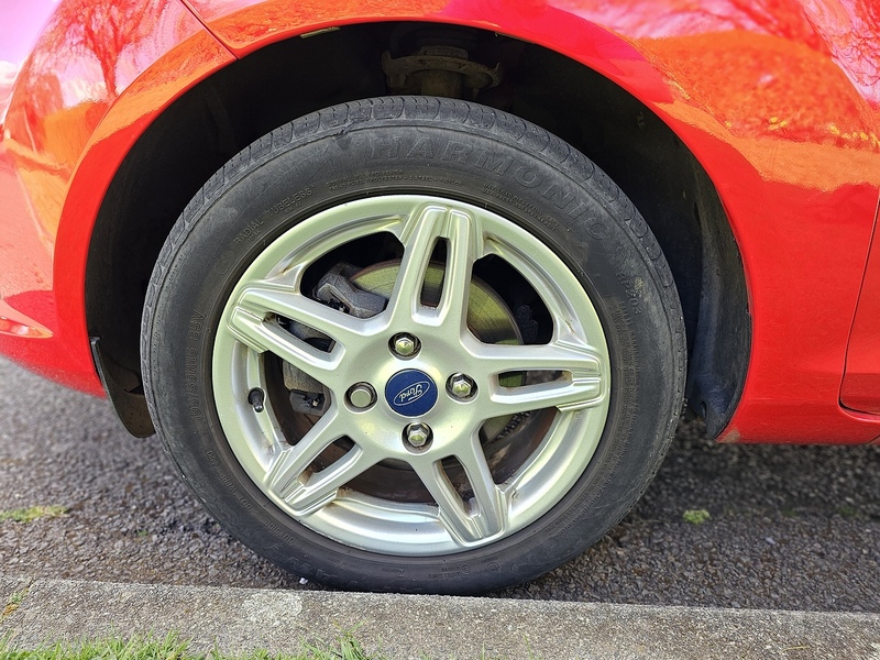 Ford T EcoBoost Zetec Hatchback 1.0 Manual Petrol