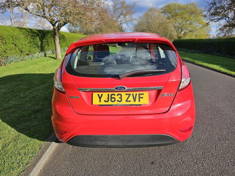 Ford T EcoBoost Zetec Hatchback 1.0 Manual Petrol