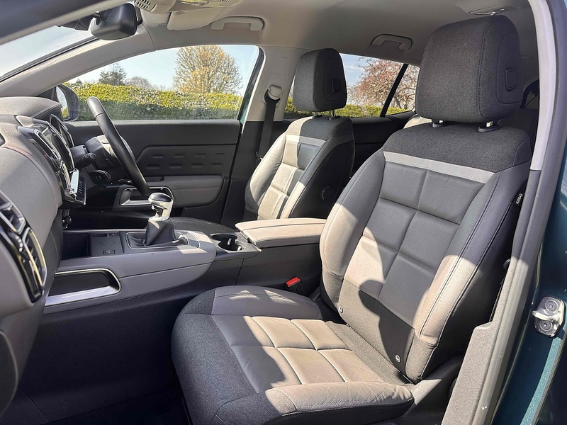 Citroen PureTech Flair SUV 1.2 Manual Petrol