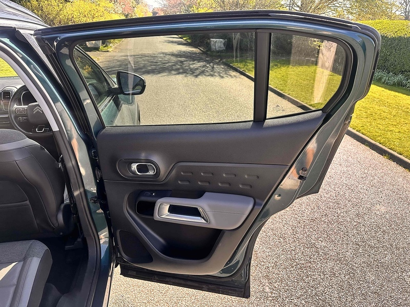 Citroen PureTech Flair SUV 1.2 Manual Petrol