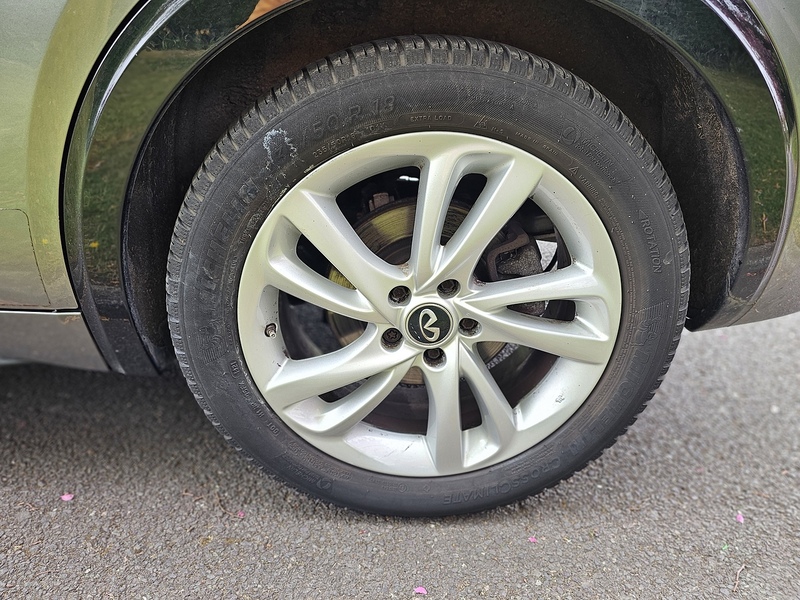 Infiniti T SE Hatchback 1.6 Manual Petrol