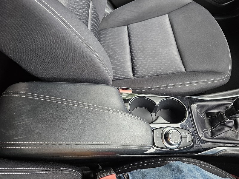 Infiniti T SE Hatchback 1.6 Manual Petrol