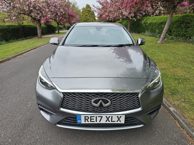 Infiniti T SE Hatchback 1.6 Manual Petrol